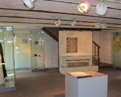 There is also a museum on the second floor of the complex which shows the post-monastic life in the city. There is a three-part literary museum where 